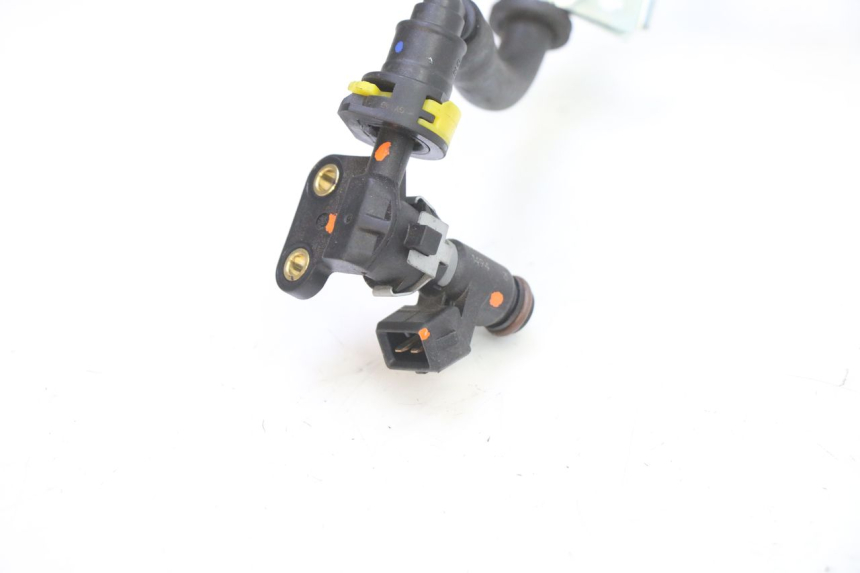 photo de FUEL INJECTOR PIAGGIO MP3 HPE 310 (2024 - 2025)