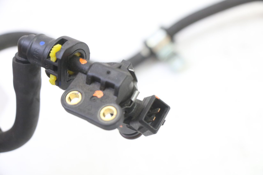 photo de FUEL INJECTOR PIAGGIO MP3 HPE 310 (2024 - 2025)