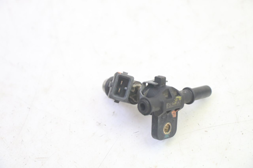 photo de FUEL INJECTOR PIAGGIO MP3 500 (2016 - 2018) - Alternative perspective