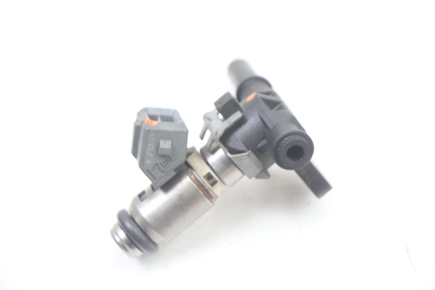 photo de FUEL INJECTOR PIAGGIO MP3 500 (2014 - 2016)