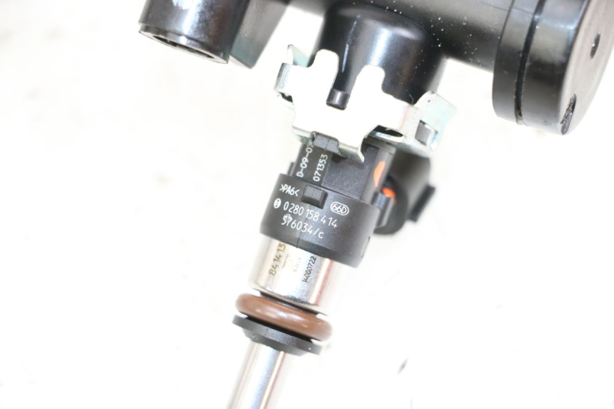 photo de FUEL INJECTOR ROYAL ENFIELD CONTINENTAL GT 650 (2019 - 2024)