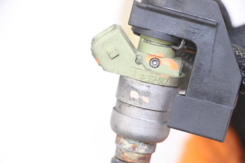 photo de FUEL INJECTOR PEUGEOT SATELIS COMPRESSOR K15 125 (2006 - 2009)