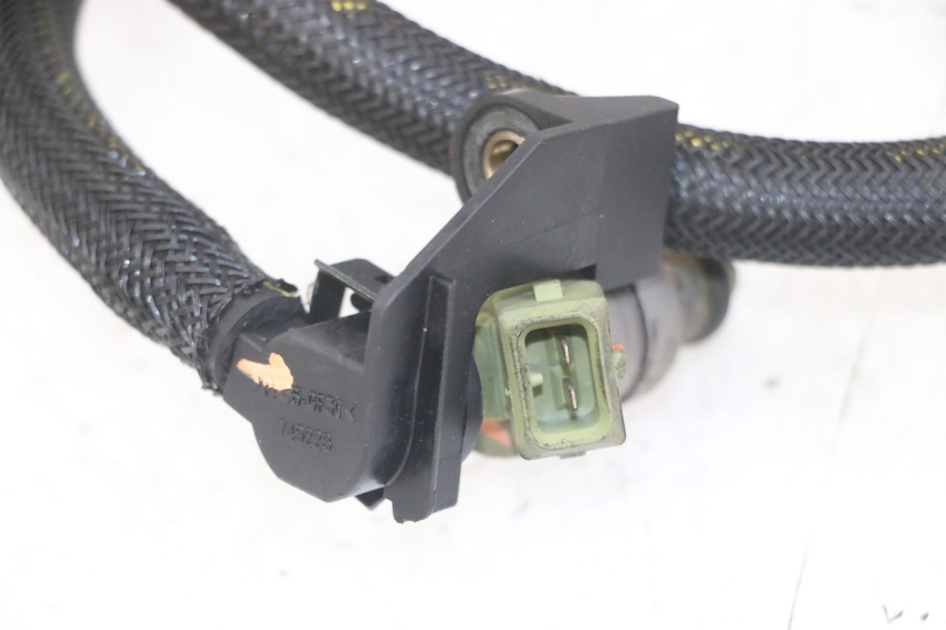 photo de FUEL INJECTOR PEUGEOT SATELIS COMPRESSOR K15 125 (2006 - 2009)