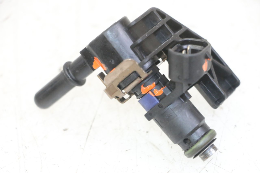 photo de FUEL INJECTOR PEUGEOT SATELIS 125 (2013 - 2018)
