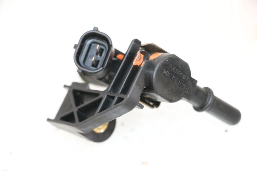 photo de FUEL INJECTOR PEUGEOT SATELIS 125 (2013 - 2018) - Technical close-up