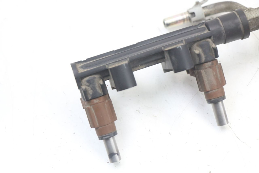 photo de FUEL INJECTOR SUZUKI GSR 750 (2011 - 2017)