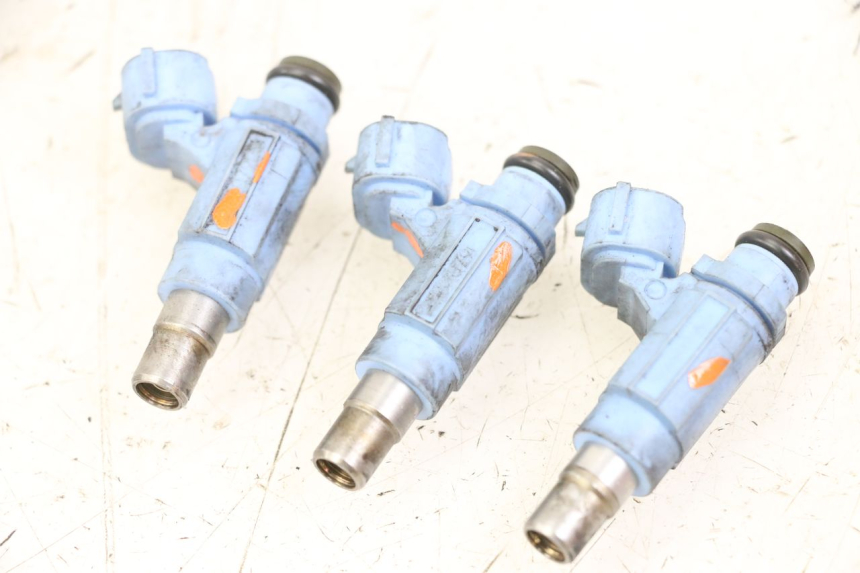 photo de FUEL INJECTOR SUZUKI GSX F GSXF 650 (2007 - 2015)