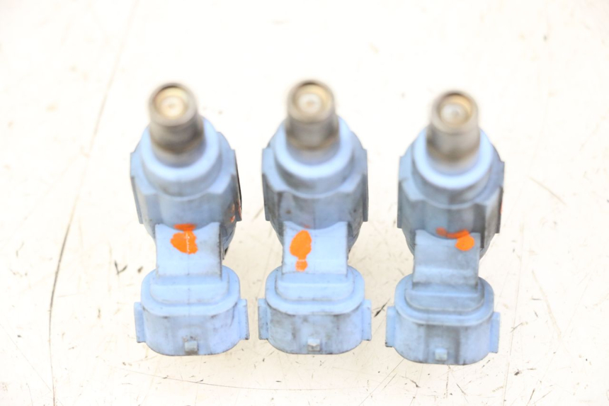 photo de FUEL INJECTOR SUZUKI GSX F GSXF 650 (2007 - 2015)