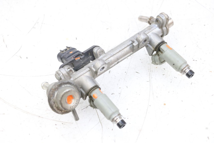 photo de FUEL INJECTOR YAMAHA TDM ABS 900 (2002 - 2014) - Surface and material condition