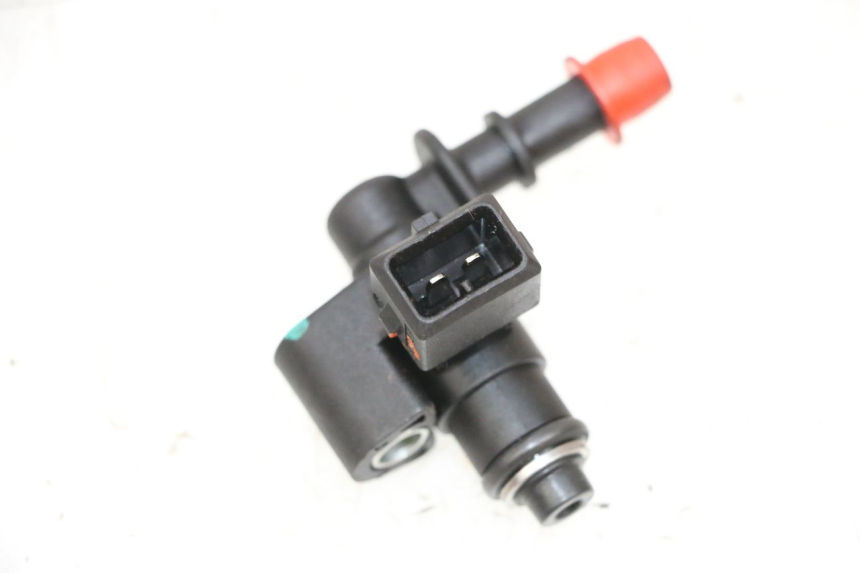 photo de FUEL INJECTOR NECO TEMPO 4T 50 (2022 - 2026) - Alternative perspective