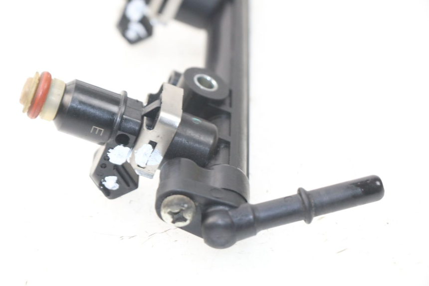 photo de FUEL INJECTOR TRIUMPH SPRINT ST ABS 1050 (2005 - 2007)