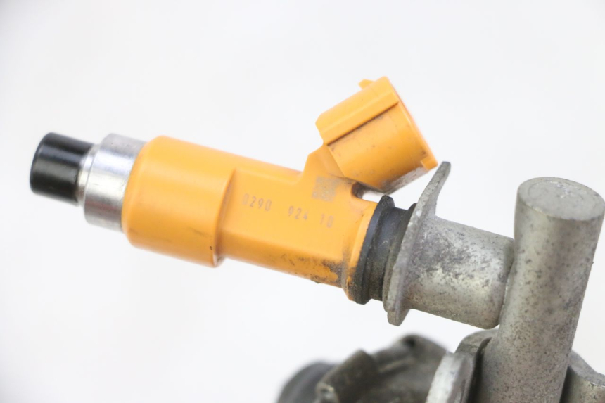 photo de FUEL INJECTOR YAMAHA XJ6 ABS 600 (2008 - 2016)