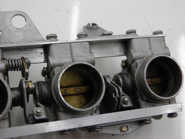 photo de INJECTION THROTTLE BODIES BMW K 75 RT ABS 750 (1989 - 1997)