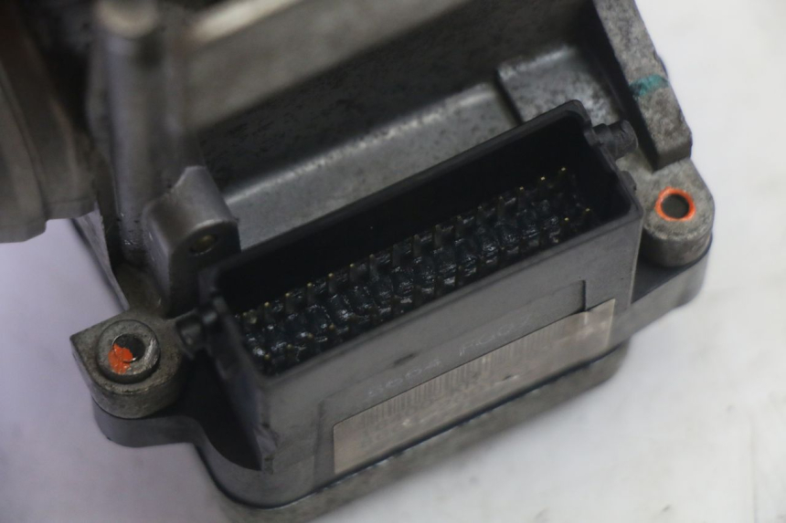 photo de INJECTION HONDA FES S-WING SWING ABS 125 (2007 - 2015)