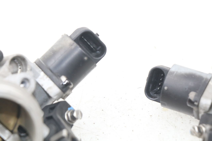 photo de INJECTION THROTTLE BODIES BMW R GS 1200 (2005 - 2007)