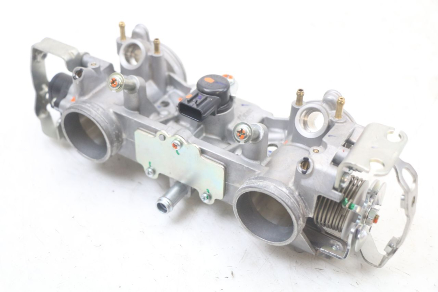 photo de INJECTION THROTTLE BODIES ROYAL ENFIELD CONTINENTAL GT 650 (2019 - 2024)