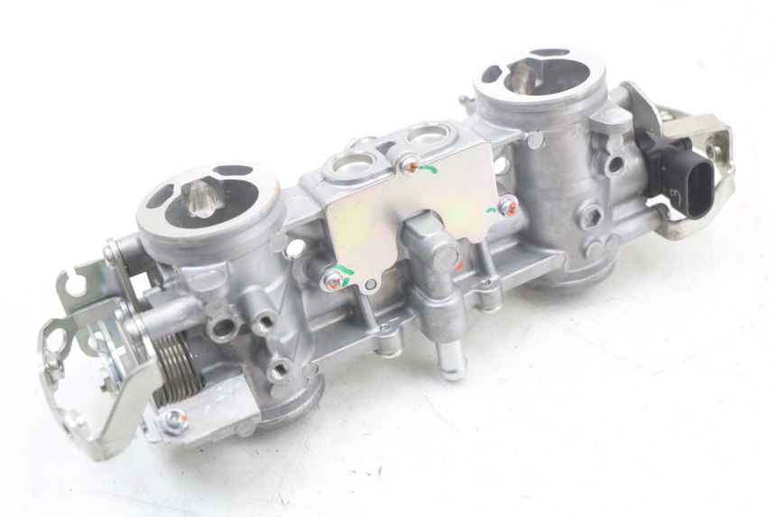 photo de INJECTION THROTTLE BODIES ROYAL ENFIELD CONTINENTAL GT 650 (2019 - 2024)