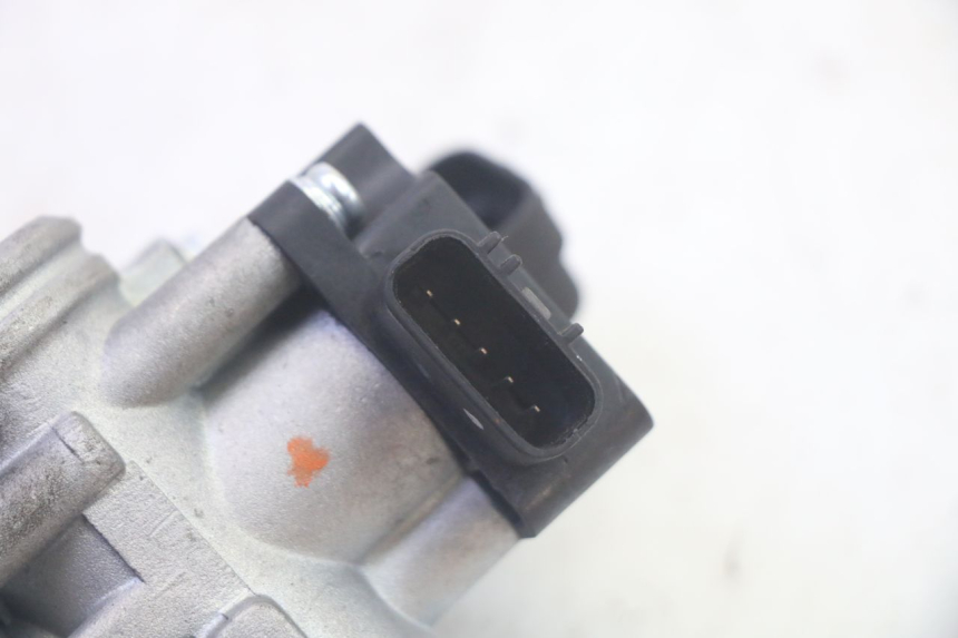 photo de INJECTION THROTTLE BODIES JM MOTORS SANTANA EVO 50 (2024 - 2026) - Alternative perspective