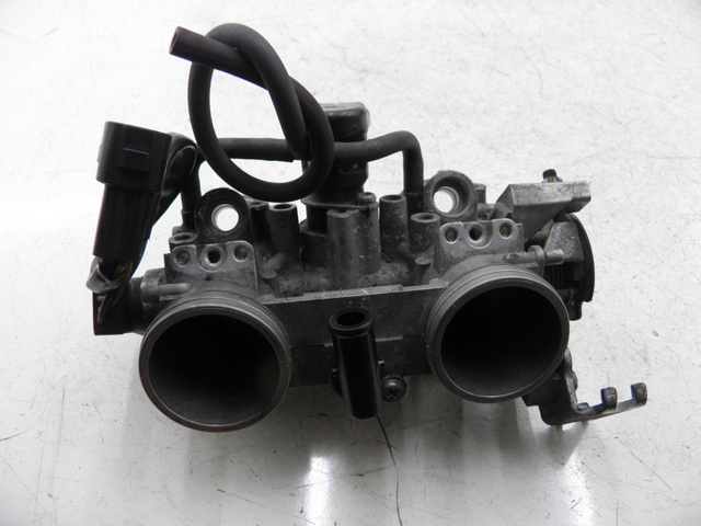 photo de INJECTION THROTTLE BODIES SUZUKI BURGMAN EXECUTIVE 650 (2008 - 2010)