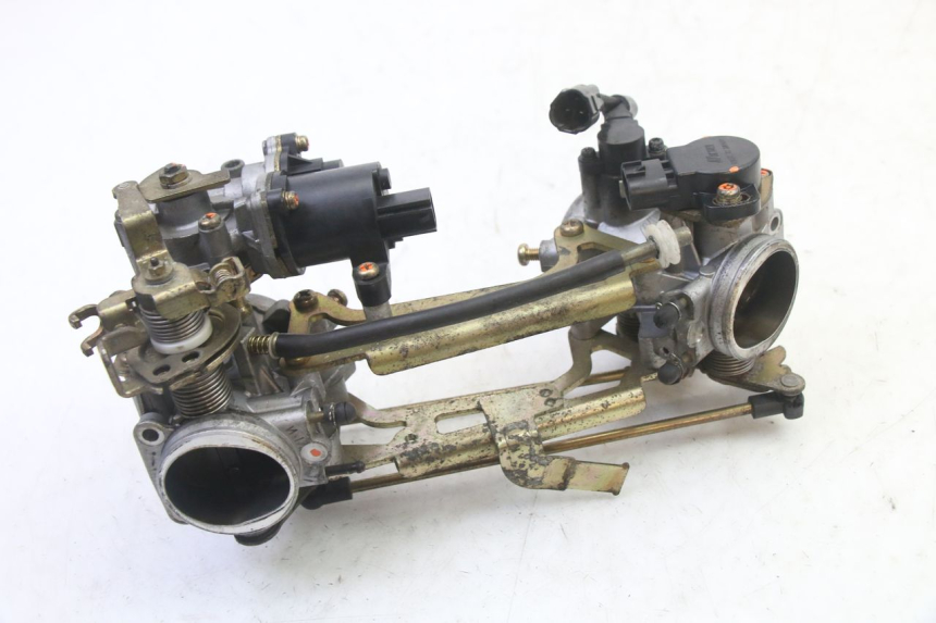 photo de INJECTION THROTTLE BODIES SUZUKI SV S 650 (2003 - 2009)