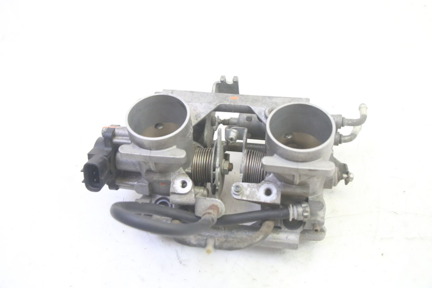 photo de INJECTION THROTTLE BODIES YAMAHA TDM ABS 900 (2002 - 2014) - Component detail