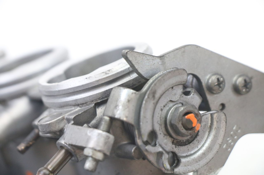 photo de INJECTION THROTTLE BODIES YAMAHA XJ6 600 (2008 - 2016)