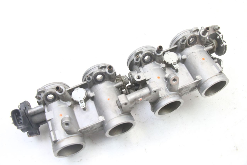 photo de INJECTION THROTTLE BODIES YAMAHA XJ6 600 (2008 - 2016)
