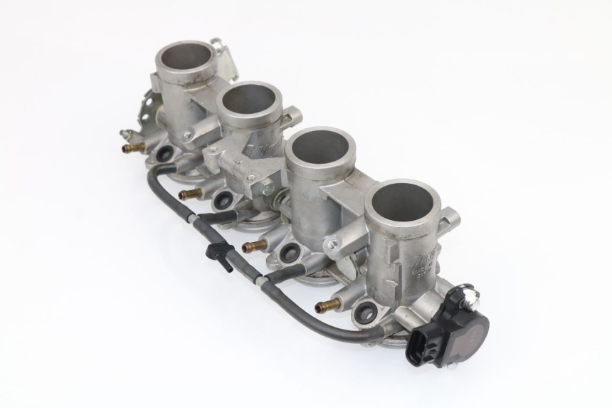 photo de INJECTION THROTTLE BODIES YAMAHA XJ6 600 (2008 - 2016)