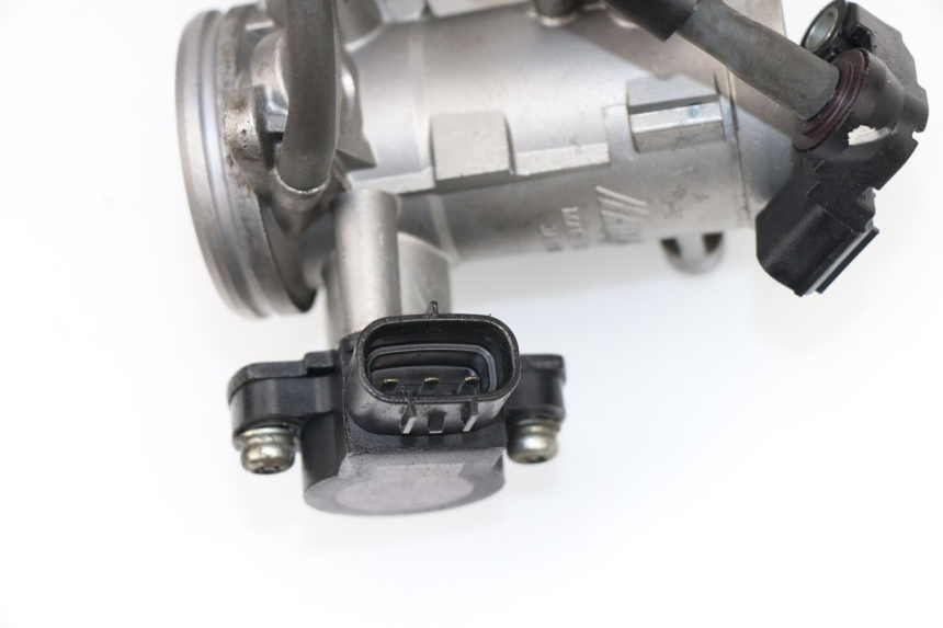 photo de INJECTION THROTTLE BODIES YAMAHA XJ6 ABS 600 (2008 - 2016)