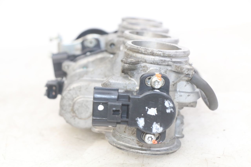 photo de INJECTION YAMAHA YZF R1 1000 (2007 - 2008)