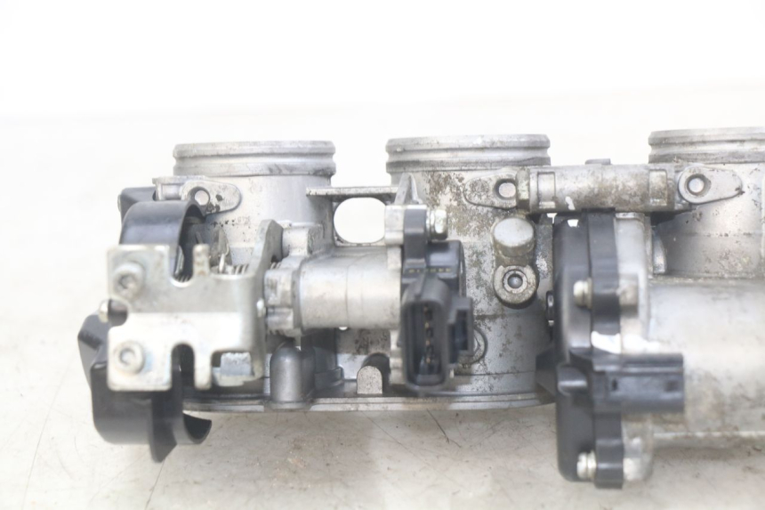 photo de INJECTION YAMAHA YZF R1 1000 (2007 - 2008)