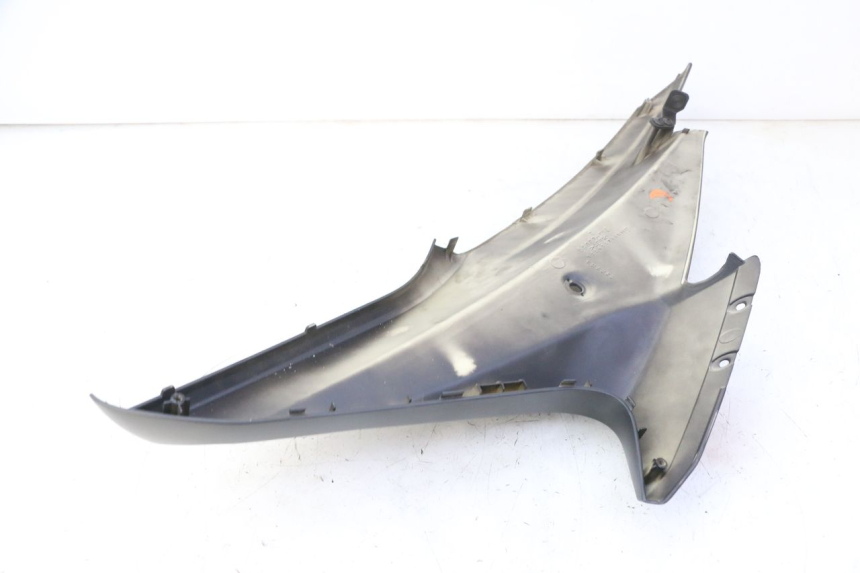 photo de RIGHT INNER FRONT FAIRING QUADRO 4 4D 350 (2015 - 2018)