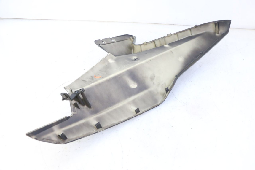 photo de RIGHT INNER FRONT FAIRING QUADRO 4 4D 350 (2015 - 2018)