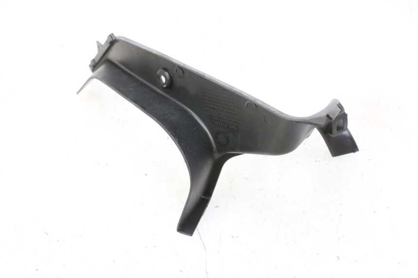 photo de RIGHT INNER FRONT FAIRING HONDA CBF 125 (2009 - 2015)