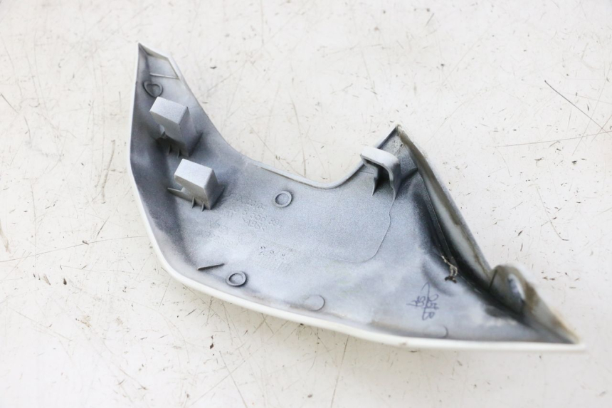 photo de RIGHT INNER FRONT FAIRING BMW G310 R 310 (2016 - 2020)
