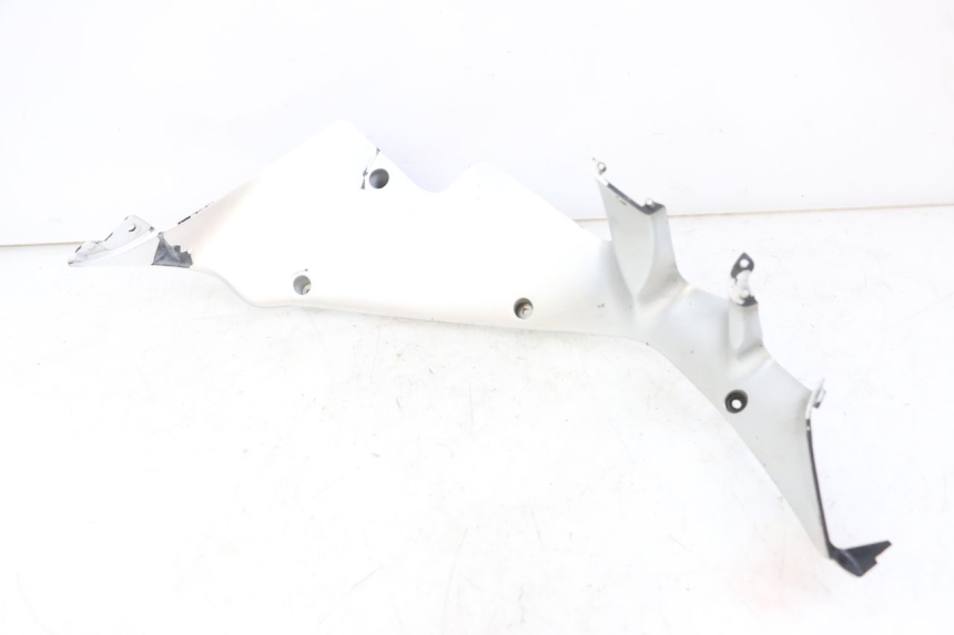 photo de RIGHT INNER FRONT FAIRING HONDA CBR F 1000 (1993 - 1996)