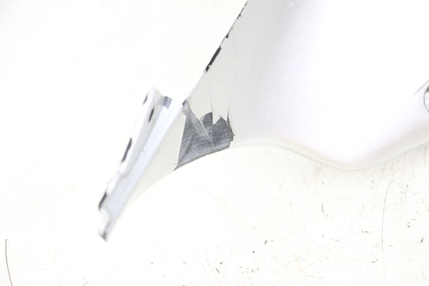 photo de RIGHT INNER FRONT FAIRING HONDA CBR F 1000 (1993 - 1996)