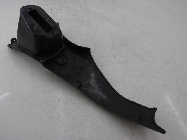 photo de RIGHT INNER FRONT FAIRING TRIUMPH TROPHY 1200 (1996 - 2003)