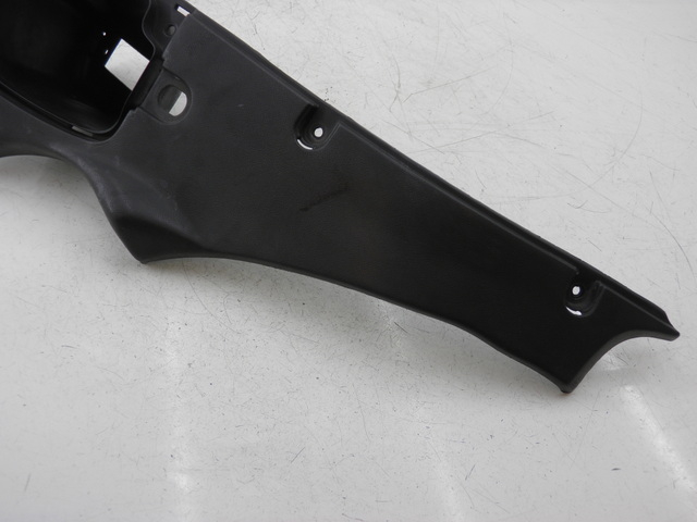 photo de RIGHT INNER FRONT FAIRING TRIUMPH TROPHY 1200 (1996 - 2003)