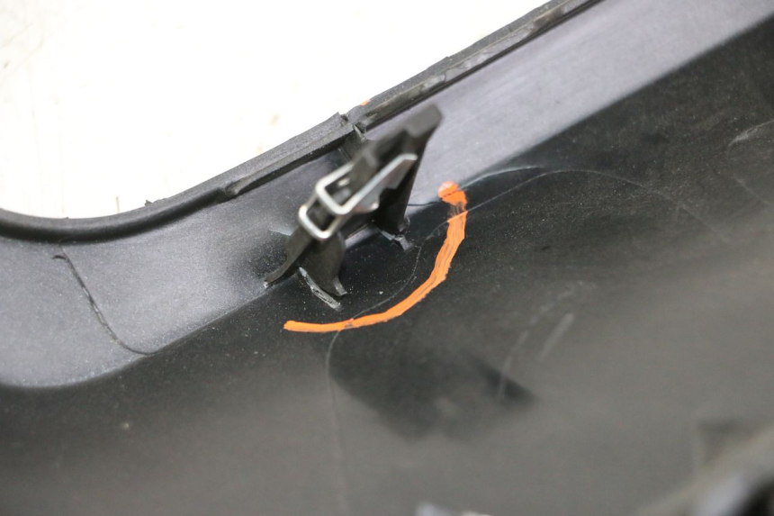 photo de RIGHT INNER FRONT FAIRING YAMAHA XMAX X-MAX 125 (2021 - 2025)