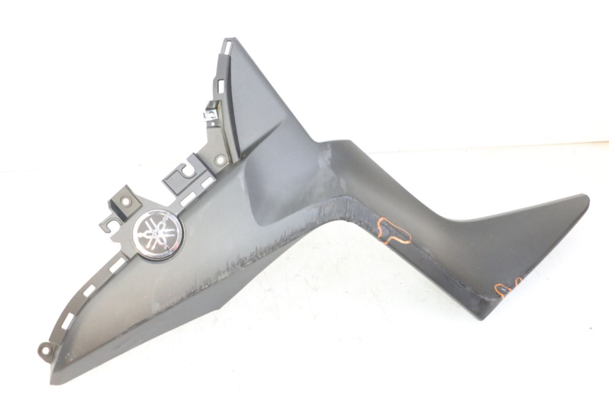 photo de RIGHT INNER FRONT FAIRING YAMAHA XMAX X-MAX 125 (2021 - 2025)