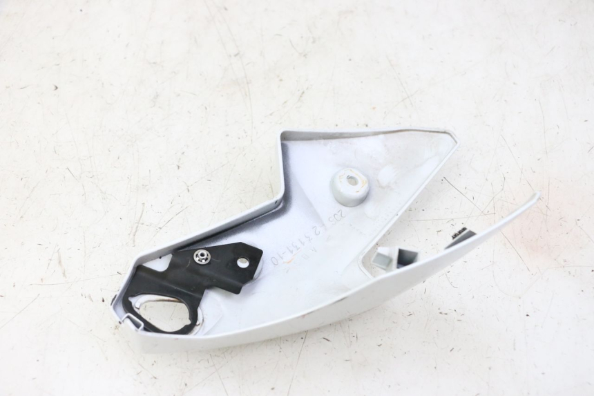 photo de RIGHT INNER FRONT FAIRING YAMAHA XJ6 ABS 600 (2008 - 2016)