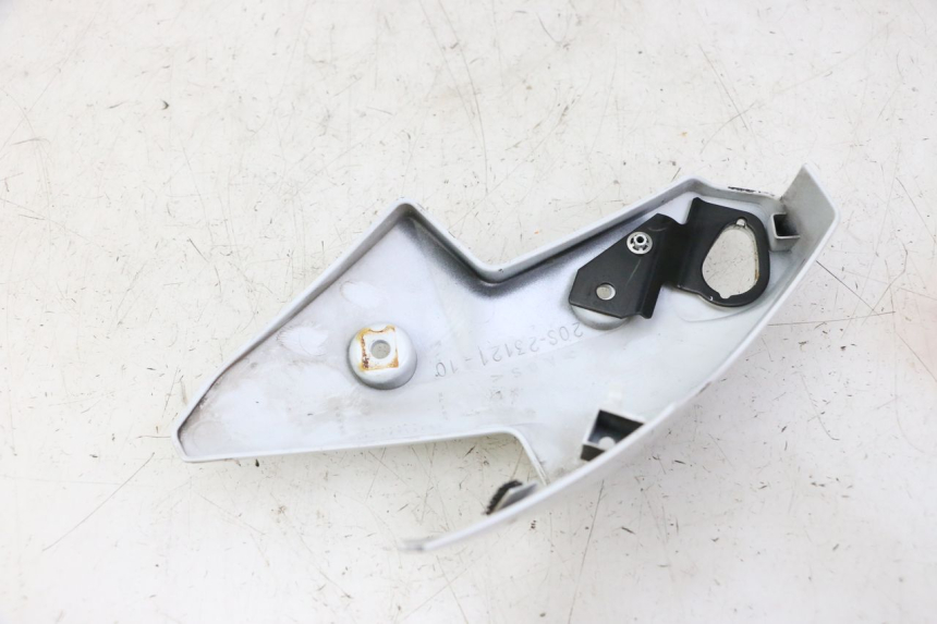 photo de LEFT INNER FRONT FAIRING YAMAHA XJ6 ABS 600 (2008 - 2016)