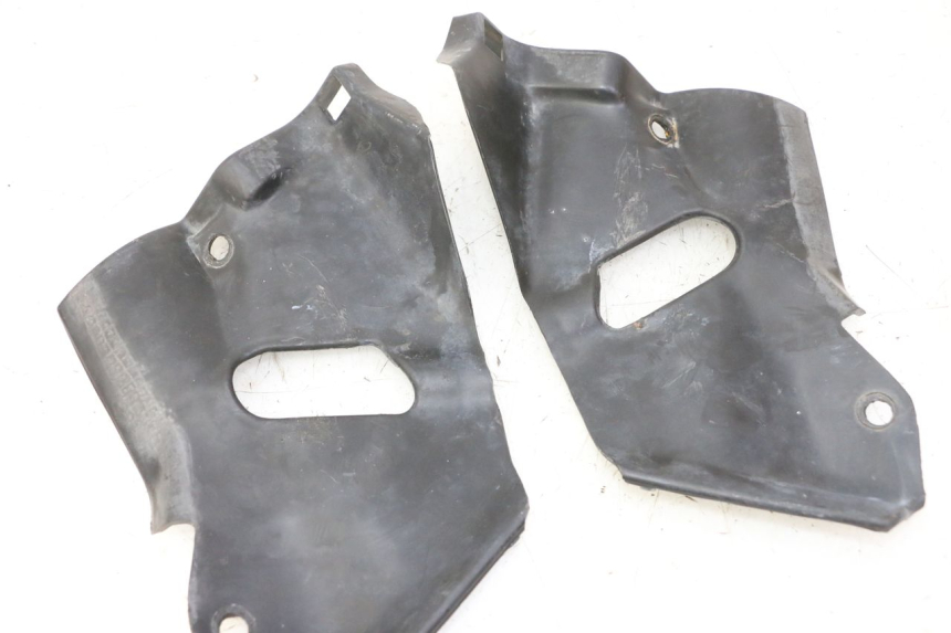 photo de INNER FRONT FAIRING TRIUMPH SPRINT 900 (1995 - 1998)