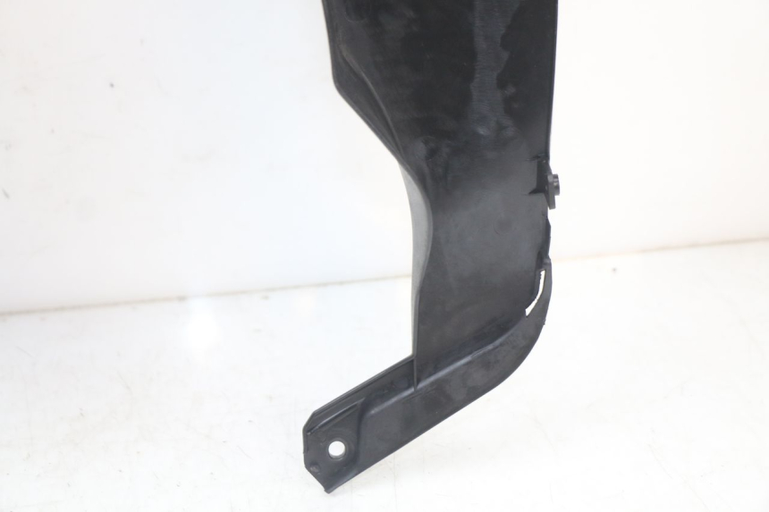 photo de INNER FRONT FAIRING SUZUKI GS F 500 (2004 - 2007)