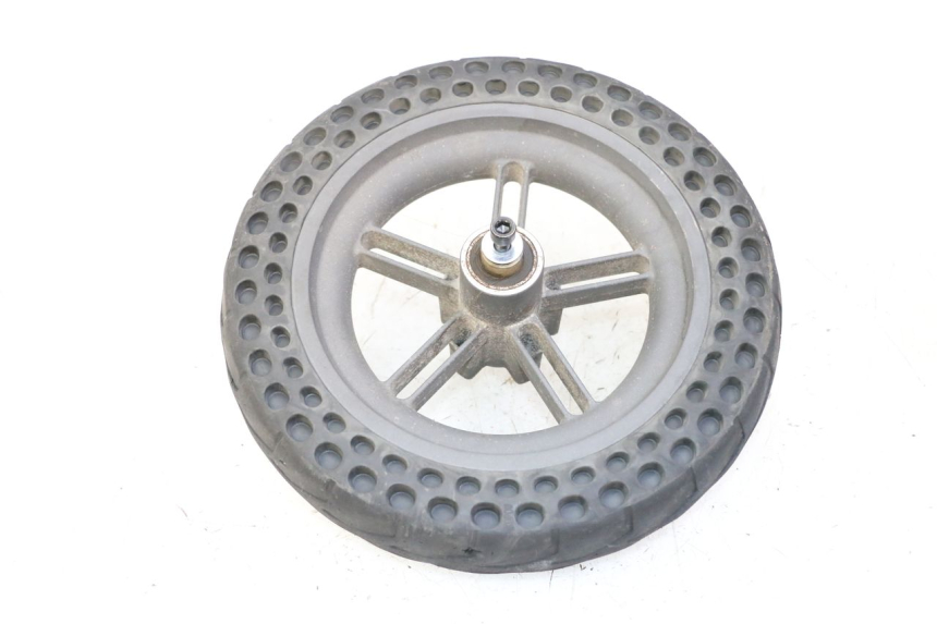 photo de REAR RIM AND TIRE URBANGLIDE 100XS 1