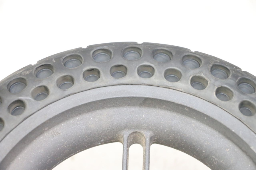 photo de REAR RIM AND TIRE URBANGLIDE 100XS 1