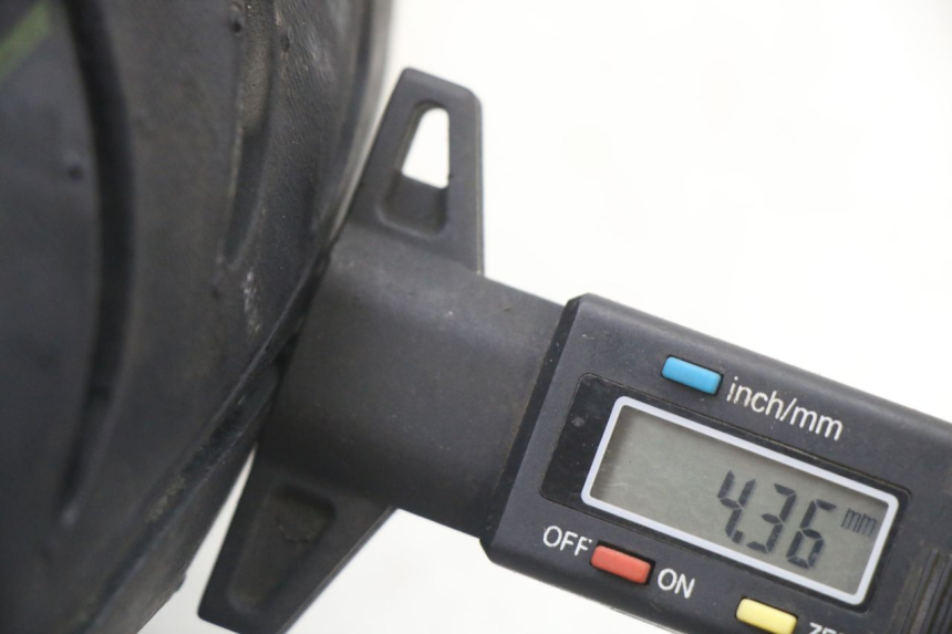 photo de REAR RIM AND TIRE KYMCO AGILITY 4T 50 (2005 - 2018)