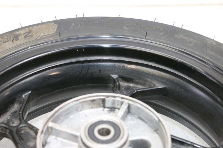 photo de REAR RIM AND TIRE MAG POWER BOMBERS 4T 50 (2016 - 2026) - Technical close-up