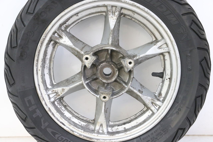 photo de REAR RIM AND TIRE SUZUKI BURGMAN 125 (2007 - 2014)